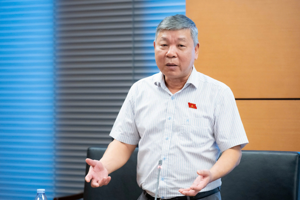 Nghiên cứu đưa các chính sách vượt trội, đột phá về giáo dục, y tế vào các Nghị quyết của Quốc hội