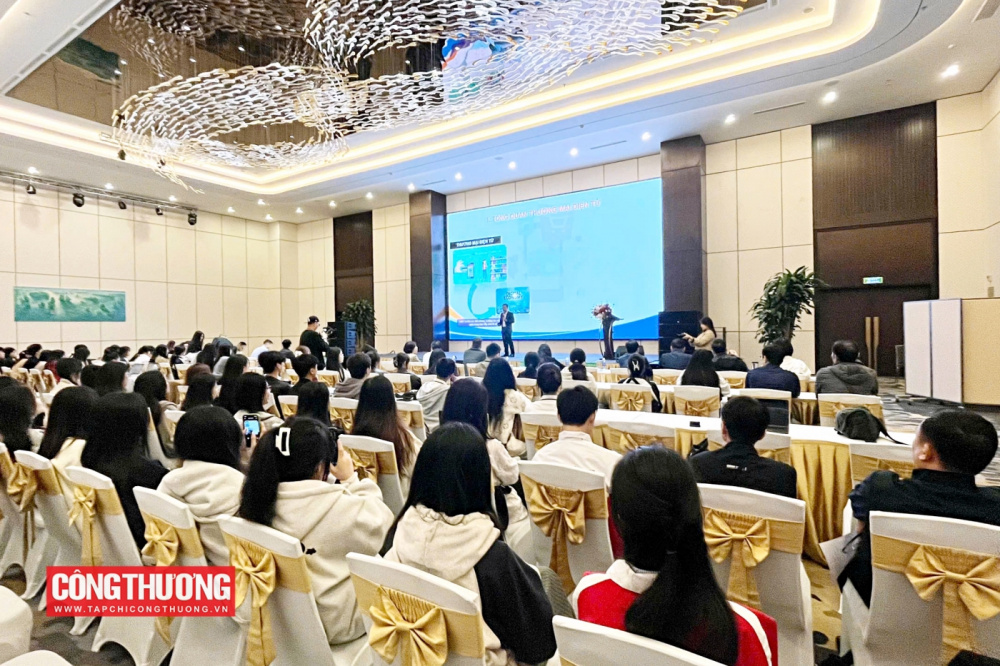 AI dẫn dắt kỷ nguyên tăng trưởng mới của thương mại điện tử Việt Nam 2 AI và Big data dẫn dắt kỷ nguyên tăng trưởng mới của thương mại điện tử Việt Nam