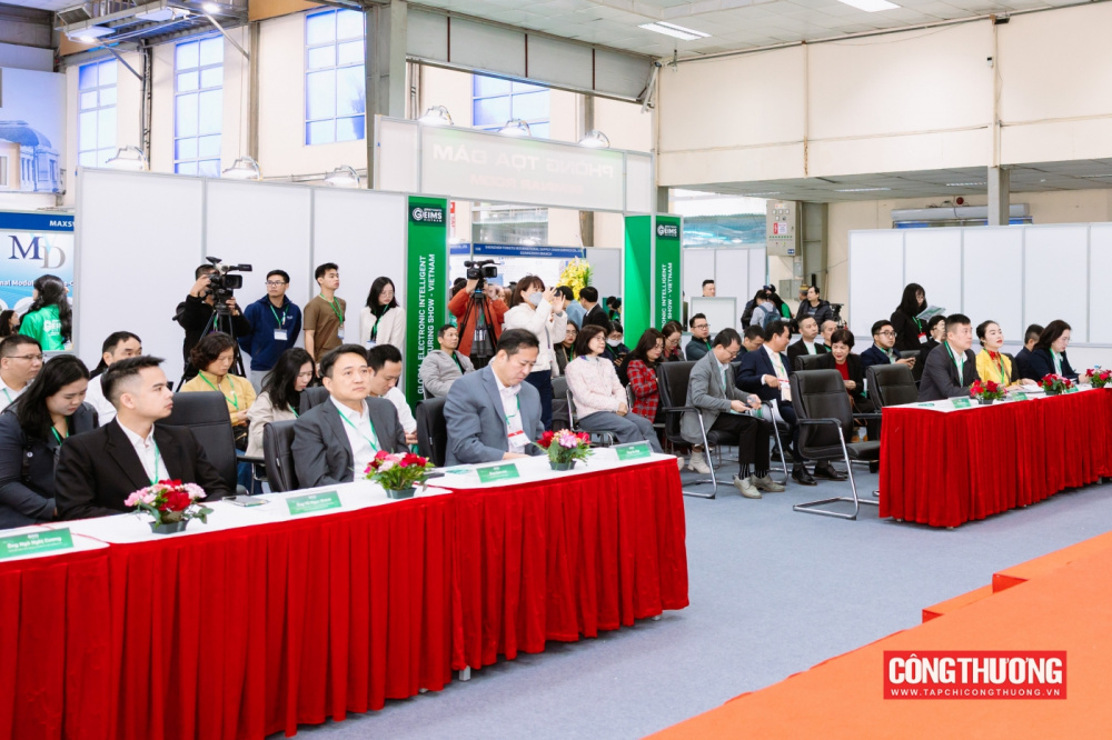 GEIMS 2025: Đòn bẩy "nâng tầm" công nghệ và sản xuất thông minh tại Việt Nam
