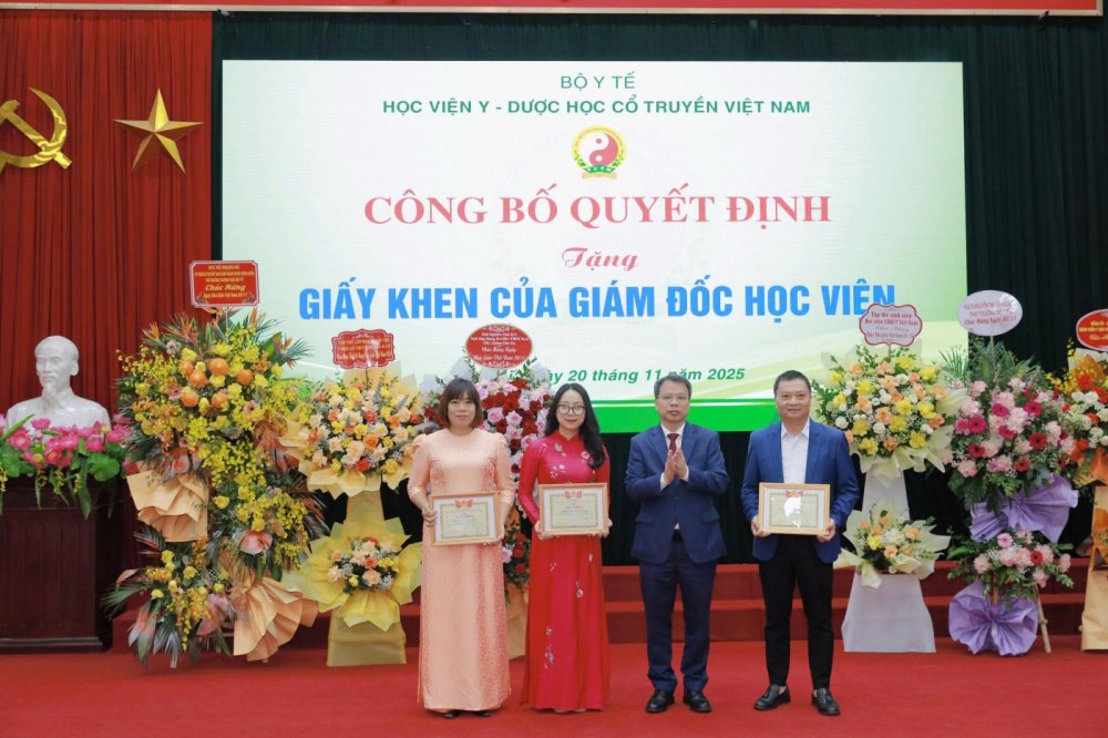 Học viện Y - Dược học Cổ truyền Việt Nam: Tôn vinh thầy thuốc - thầy giáo