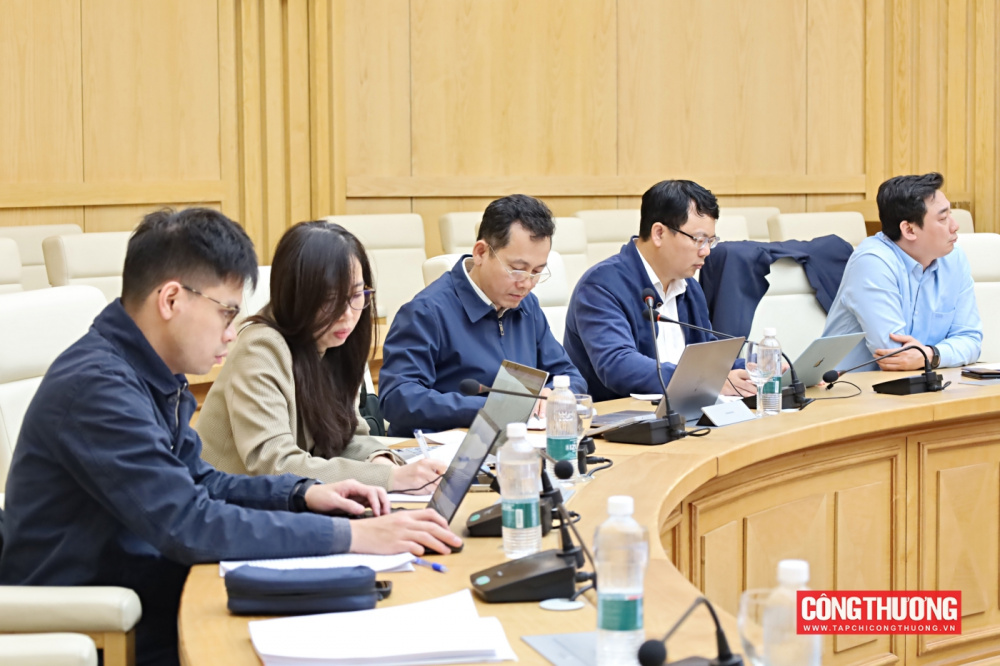 Rà soát toàn diện Dự án Luật Thương mại điện tử: Khẩn trương kiến tạo hành lang pháp lý cho kinh tế số