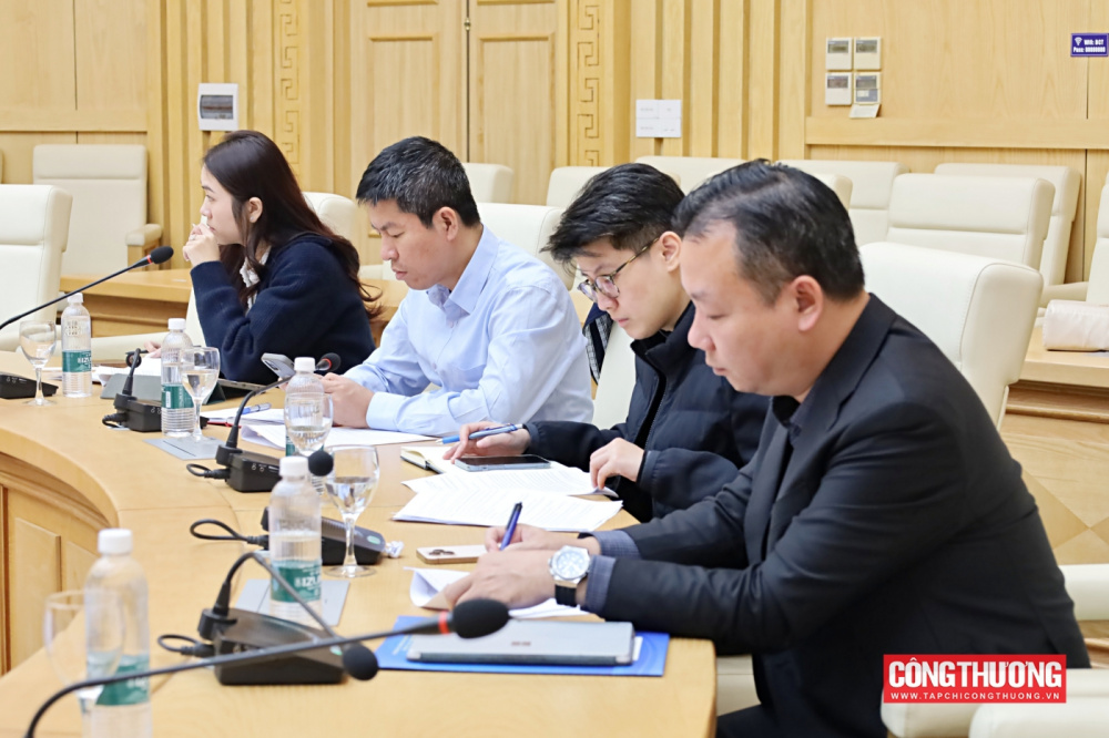 Rà soát toàn diện Dự án Luật Thương mại điện tử: Khẩn trương kiến tạo hành lang pháp lý cho kinh tế số