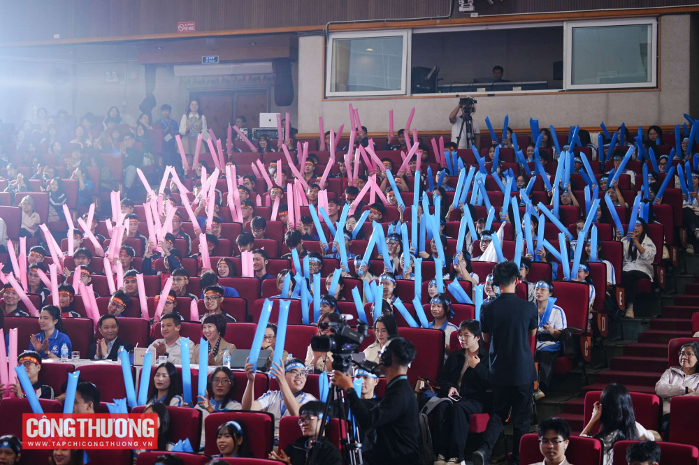 [ĐANG DIỄN RA] Vòng Chung kết Cuộc thi "Tìm hiểu pháp luật về sử dụng năng lượng tiết kiệm và hiệu quả"