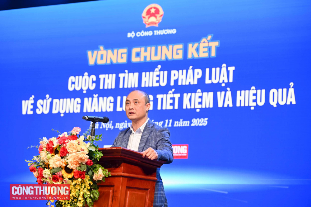 Đội thi UNETI xuất sắc giành Giải Nhất tại Vòng Chung kết Cuộc thi Tìm hiểu Pháp luật về sử dụng năng lượng tiết kiệm và hiệu quảA