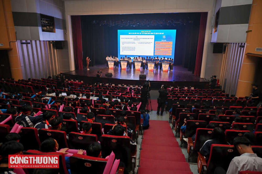 Vòng Chung kết Cuộc thi Tìm hiểu Pháp luật về sử dụng năng lượng tiết kiệm và hiệu quả