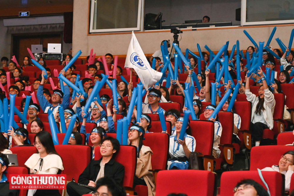 Vòng Chung kết Cuộc thi Tìm hiểu Pháp luật về sử dụng năng lượng tiết kiệm và hiệu quả