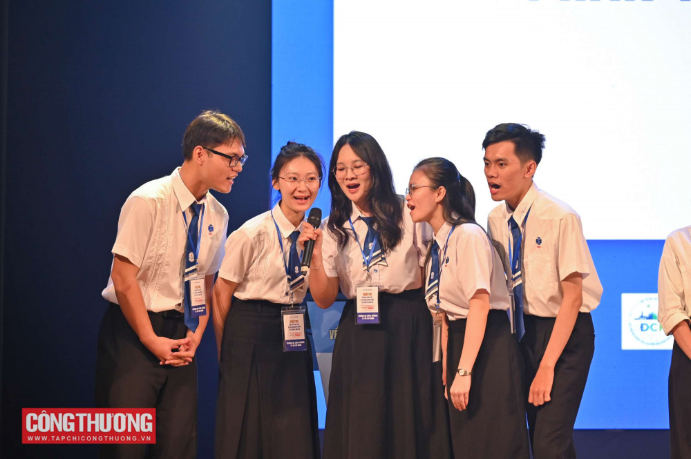 Vòng Chung kết Cuộc thi Tìm hiểu Pháp luật về sử dụng năng lượng tiết kiệm và hiệu quả