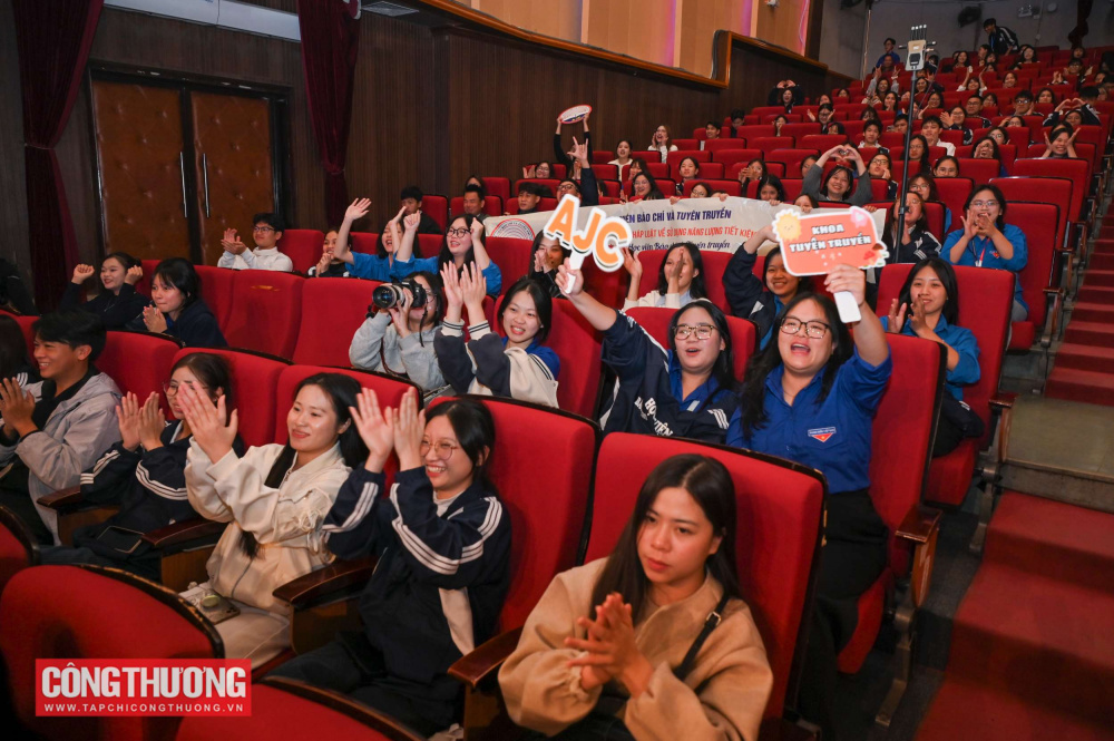 Vòng Chung kết Cuộc thi Tìm hiểu Pháp luật về sử dụng năng lượng tiết kiệm và hiệu quả