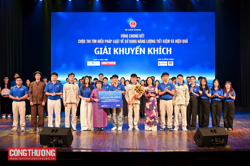 Đội thi UNETI xuất sắc giành Giải Nhất tại Vòng Chung kết Cuộc thi Tìm hiểu Pháp luật về sử dụng năng lượng tiết kiệm và hiệu quả 4 Vòng Chung kết Cuộc thi Tìm hiểu Pháp luật về sử dụng năng lượng tiết kiệm và hiệu quả