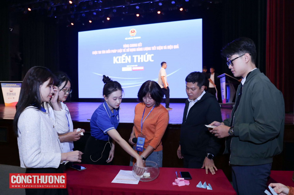 Sẵn sàng cho Vòng Chung kết Cuộc thi "Tìm hiểu pháp luật về sử dụng năng lượng tiết kiệm và hiệu quả"