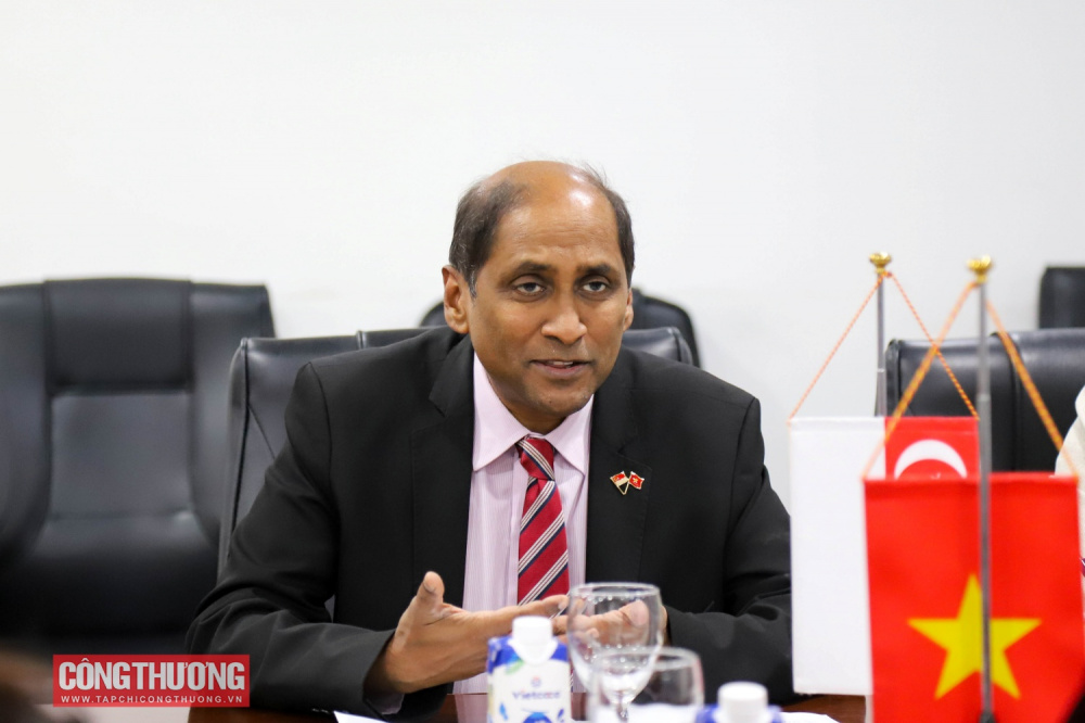 Việt Nam - Singapore