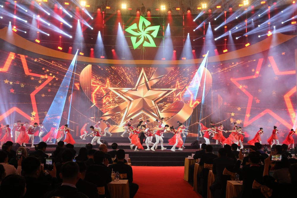 Thủ tướng Phạm Minh Chính dự lễ bế mạc Hội chợ mùa Thu lần thứ nhất - 2025