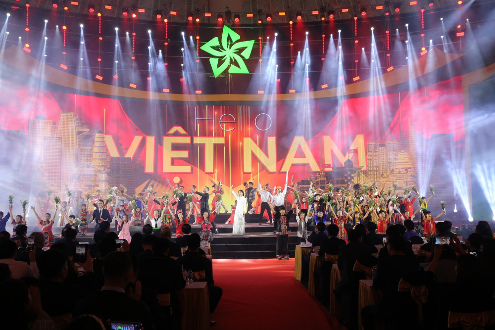 Thủ tướng Phạm Minh Chính dự lễ bế mạc Hội chợ mùa Thu lần thứ nhất - 2025