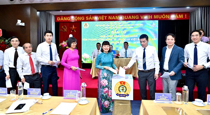 Công đoàn Văn phòng Vinataba