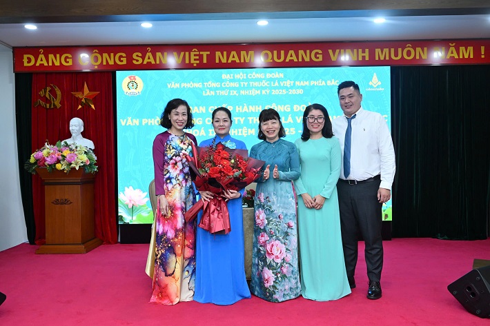 Công đoàn Văn phòng Vinataba