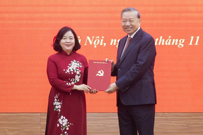 Đồng chí Bùi Thị  Minh Hoài, Bí thư Thành ủy Hà Nội được điều động, phân công làm Bí thư Đảng ủy MTTQ, các Đoàn thể Trung ương- Ảnh 1.