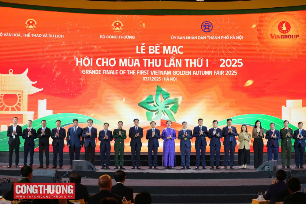 Hội chợ mùa Thu lần thứ nhất - bước khởi đầu mở ra chặng đường cho chuỗi các sự kiện mang tầm vóc quốc tế của Việt Nam