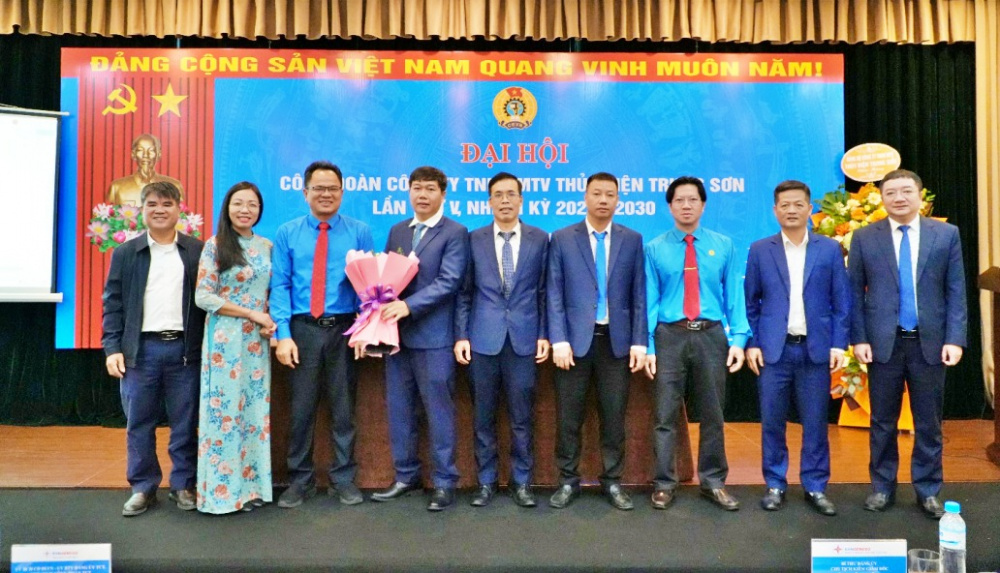 Ban chấp hành nhiệm kỳ mới ra mắt