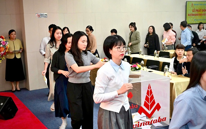 Vinataba ủng hộ bão