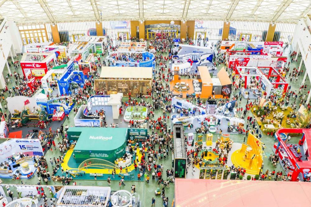 Vinh danh 30 tổ chức, doanh nghiệp có "Không gian trưng bày tiêu biểu" tại Hội chợ Mùa thu lần thứ I - 2025