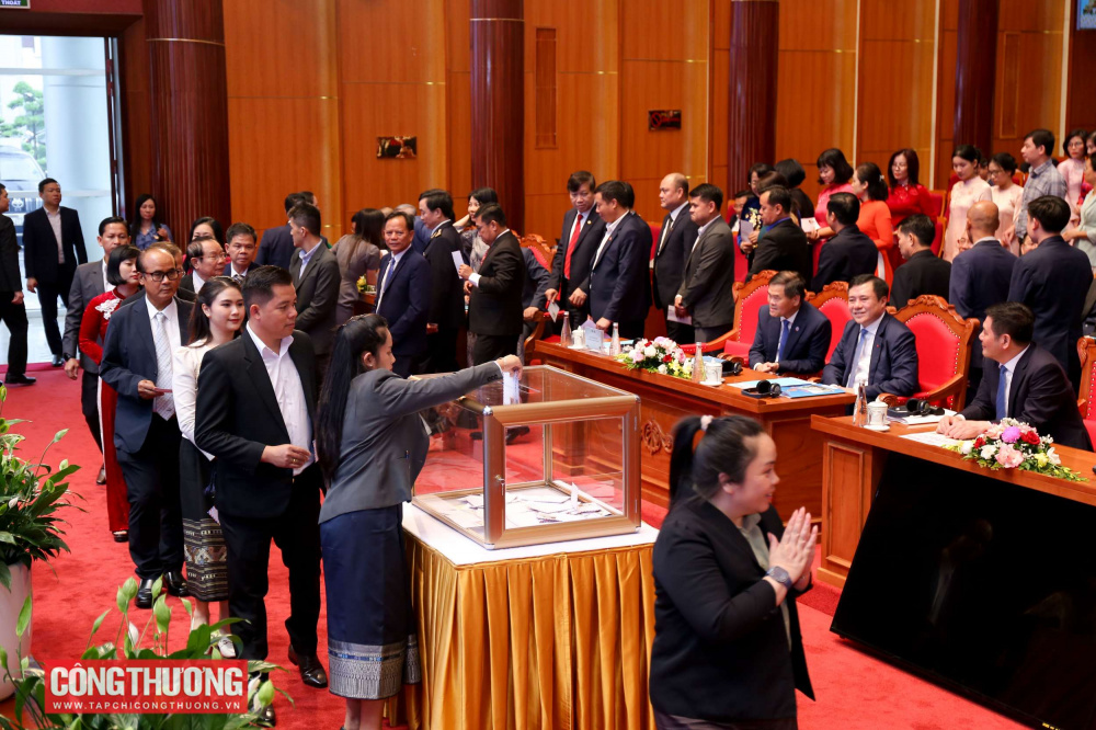 Khai mạc Hội nghị hợp tác phát triển thương mại biên giới Việt Nam - Lào lần thứ XIII