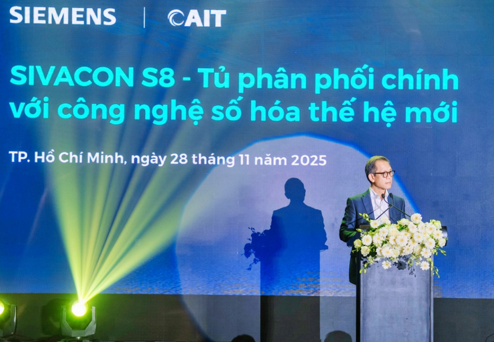 Tiến sĩ Phạm Thái Lai phát biểu tại lễ ra mắt tủ điện SIVACON