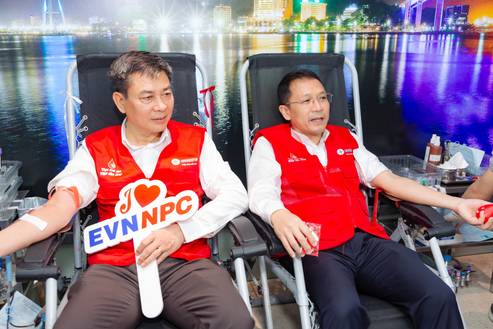 Tuần lễ hồng EVN