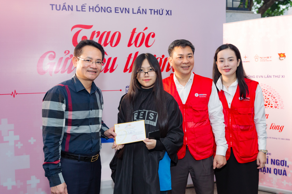 Tuần lễ hồng EVN