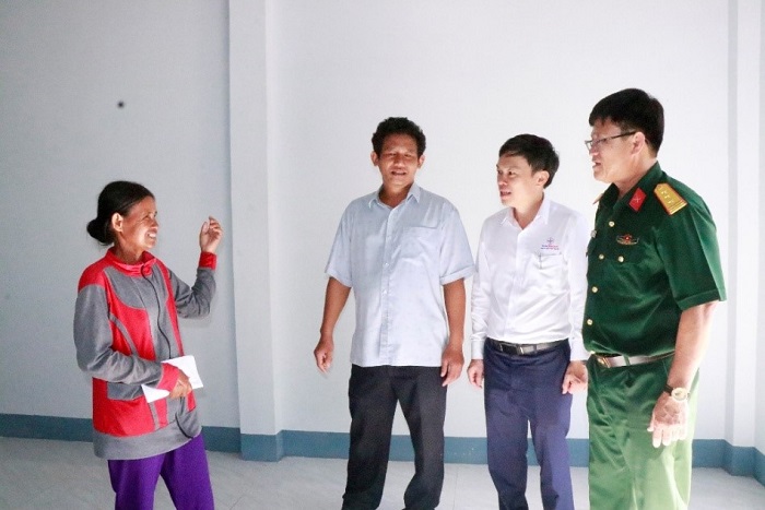 Nụ cười của Bà Song trong căn nhà mới