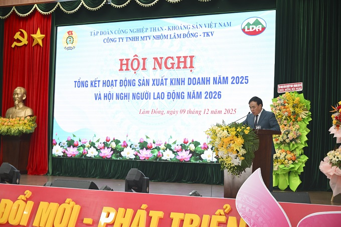 Đồng chí Nguyễn Văn Hải – Chủ tịch Công ty Nhôm Lâm Đồng – TKV phát biểu khai mạc Hội nghị