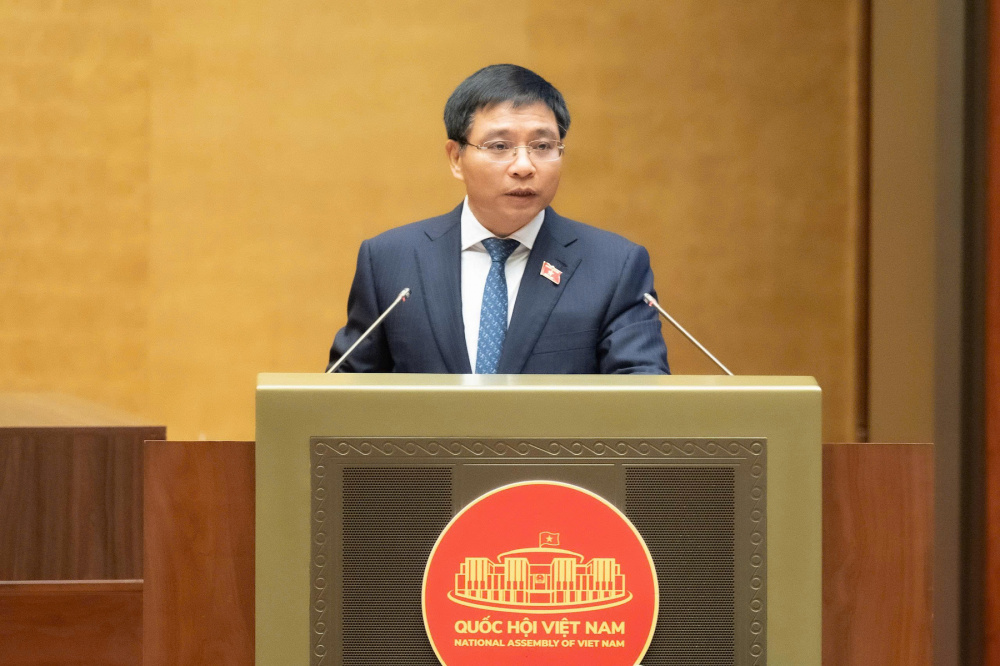 ộ trưởng Bộ Tài chính Nguyễn Văn Thắng Trình bày Báo cáo giải trình, tiếp thu, chỉnh lý dự thảo Nghị quyết của Quốc hội sửa đổi, bổ sung một số điều Nghị quyết số 136/2024/QH15 về tổ chức chính quyền đô thị và thí điểm một số cơ chế, chính sách đặc thù phát triển thành phố Đà Nẵng