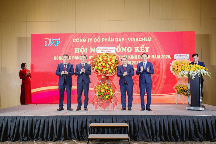 DAP-VINACHEM tăng trưởng kỷ lục