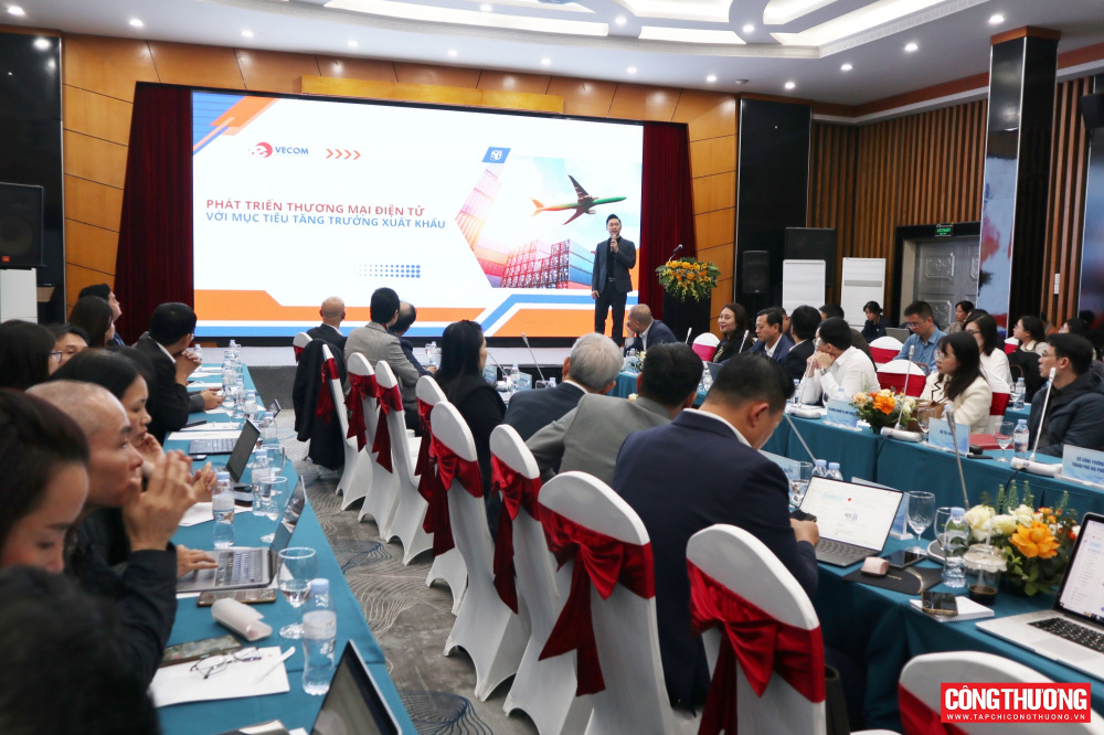 thương mại điện tử