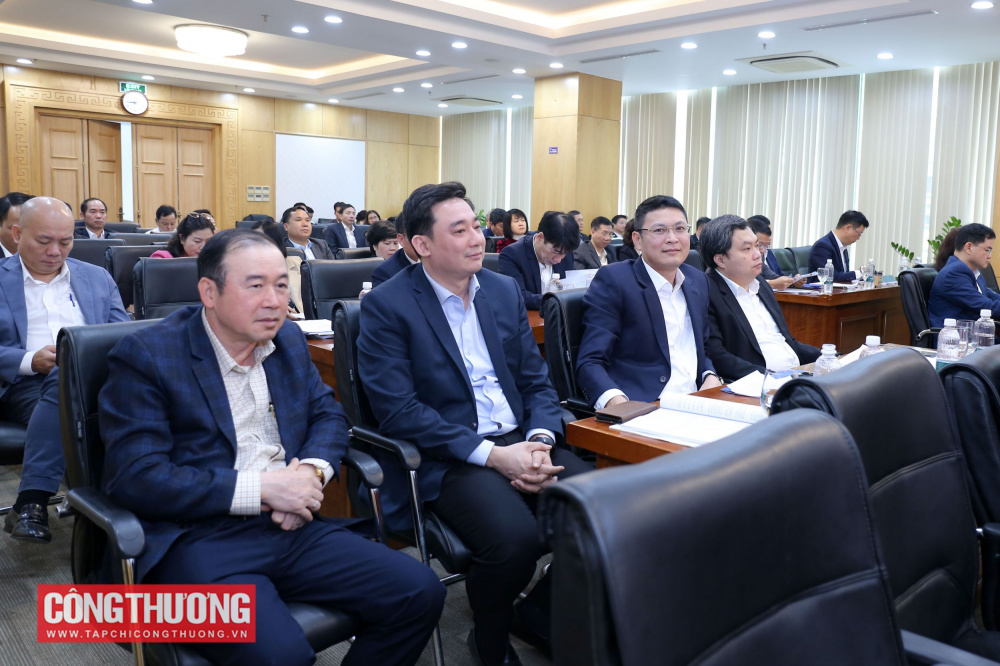 Dưới dự chỉ đạo sát sao, kịp thời của Bộ Chính trị, Ban Bí thư, Đảng ủy Chính phủ, Ban Thường vụ Đảng ủy Bộ đã đoàn kết, nỗ lực, vượt qua khó khăn, lãnh đạo, chỉ đạo quyết liệt, đồng bộ, linh hoạt nhiều giải pháp, quyết tâm thực hiện hoàn thành xuất sắc các nhiệm vụ chính trị được giao với nhiều kết quả nổi bật