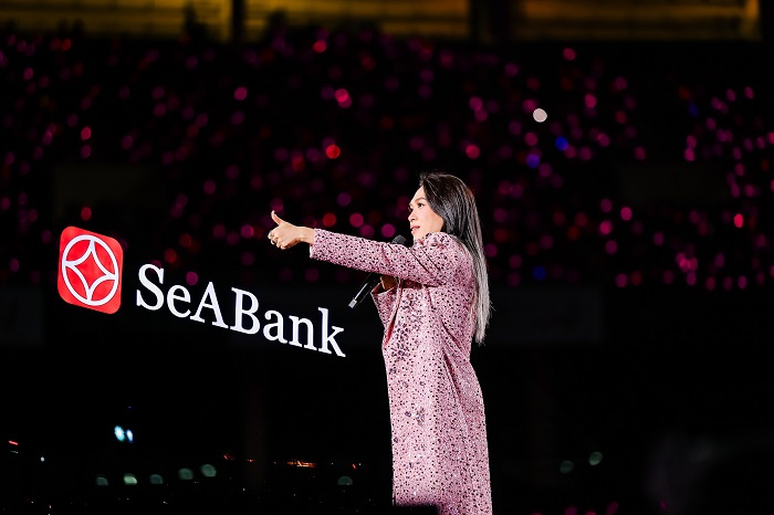 Dấu ấn See The Light: Kết nối 40.000 tri âm bằng cảm xúc