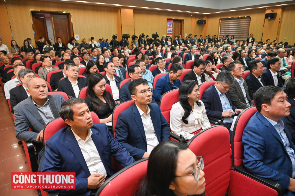 Thủ tướng Phạm Minh Chính: Ngành Công Thương phải phát huy "6 tiên phong"