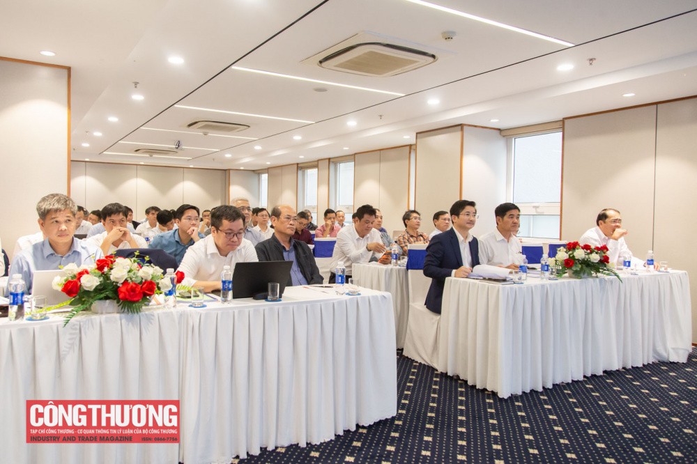 Các đại biểu tham dự Hội nghị