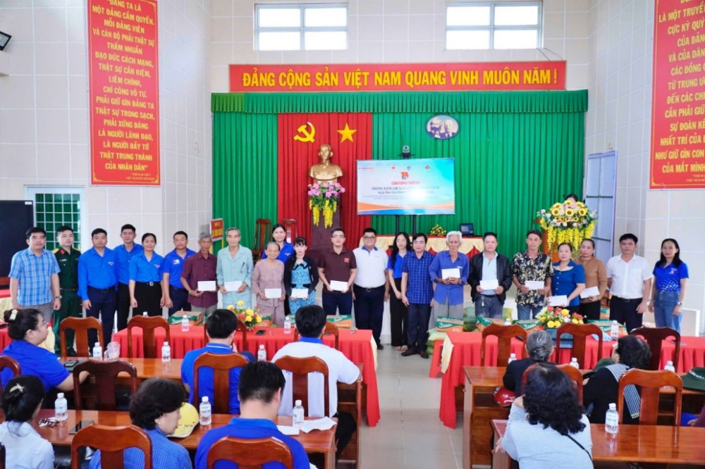 thanh niên EVNGENCO2