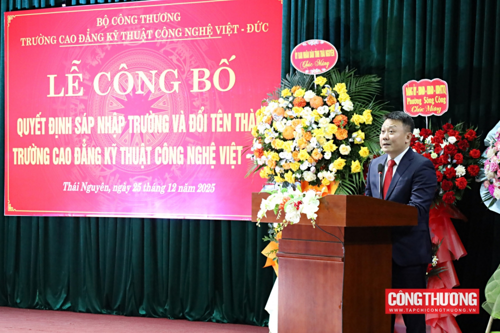 Lễ công bố Quyết định sáp nhập và đổi tên thành trường Cao đẳng Kỹ thuật Công nghệ Việt - Đức