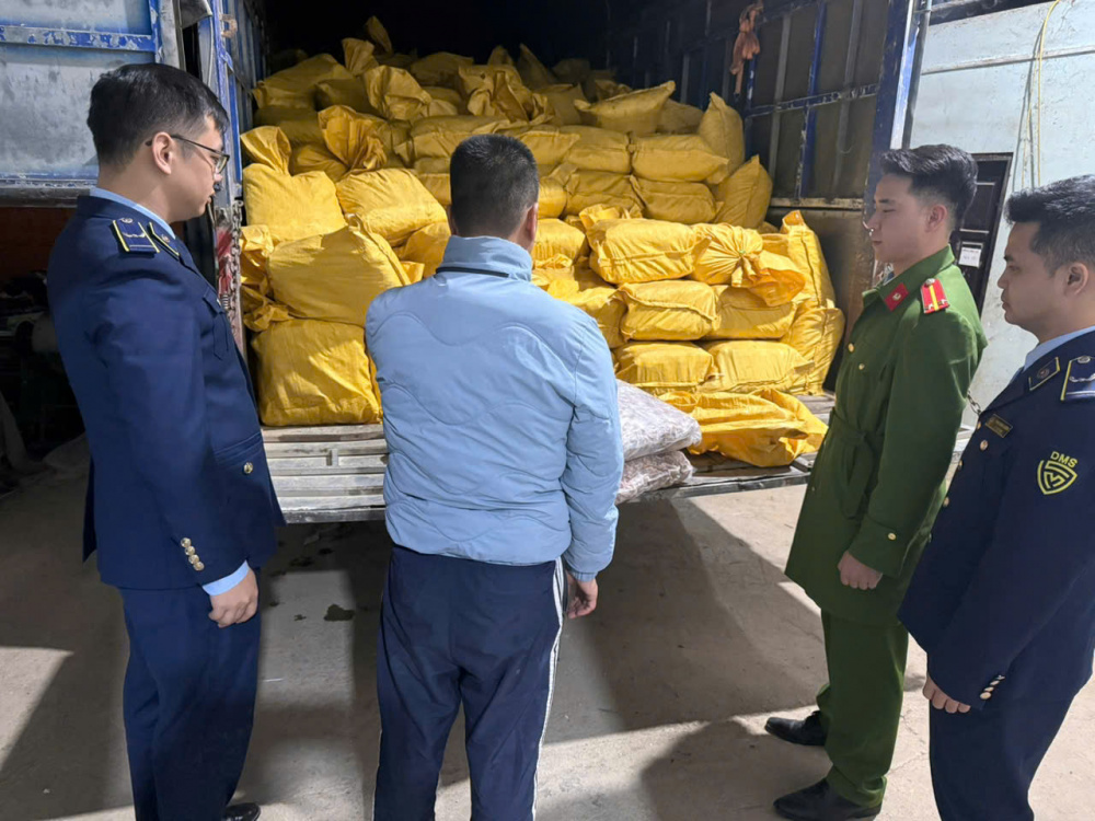 Chân gà đông lạnh