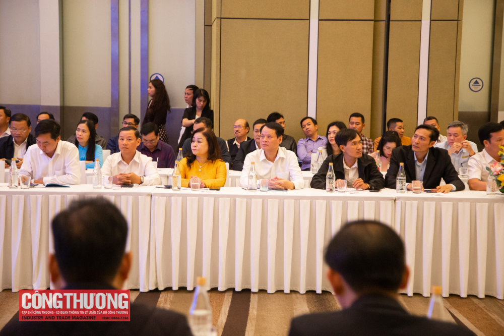 Các đại biểu tham dự Hội nghị