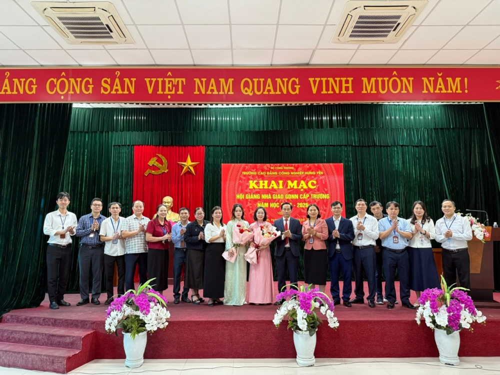 Trường Cao đẳng Công nghiệp Hưng Yên long trọng tổ chức Lễ khai mạc Hội giảng Nhà giáo GDNN cấp trường năm học 2025-2026.