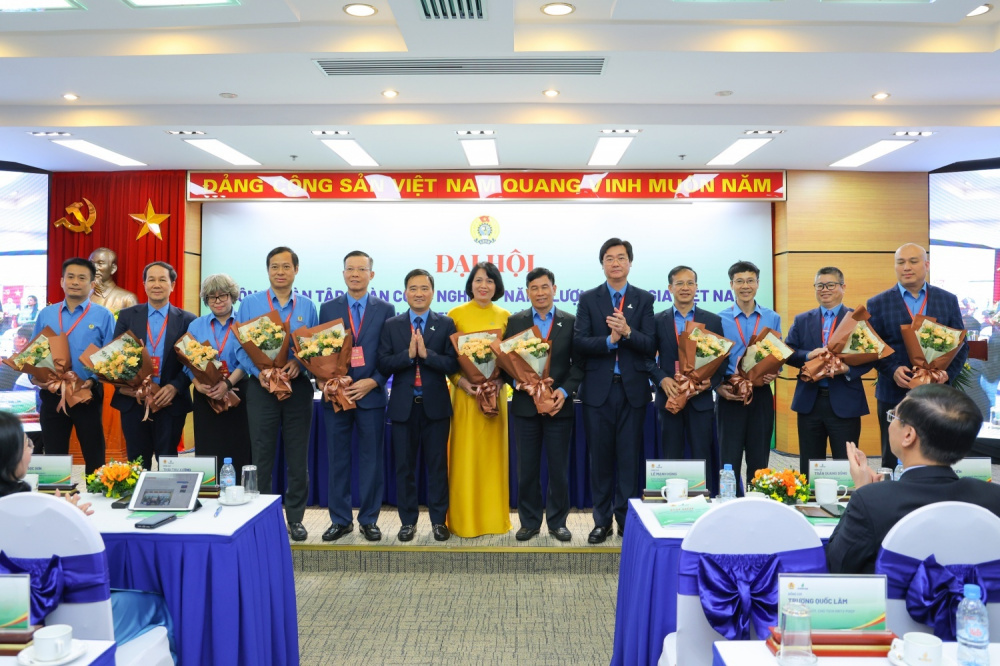 z7347196881284-a095811a70e1b33b2f709e57855d0bc82025122017350720251220195759.jpg?rt=20251220200523