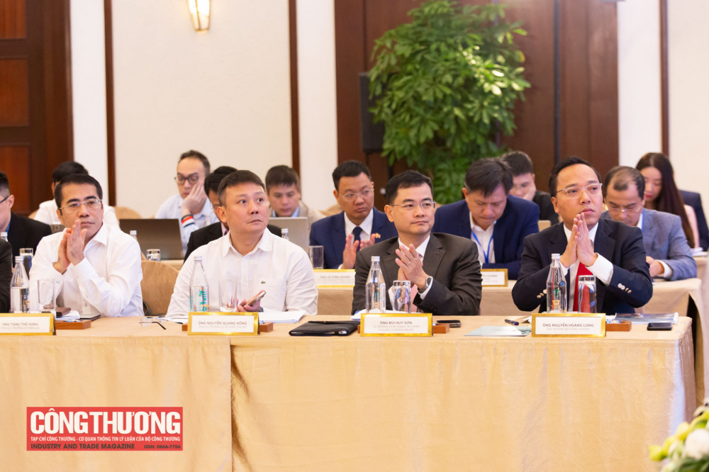 Thứ trưởng Nguyễn Hoàng Long tham dự và phát biểu khai mạc Hội nghị