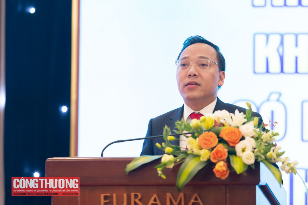 Thứ trưởng Bộ Công Thương Nguyễn Hoàng Long