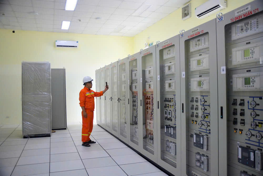 Trạm biến áp 220kV Nam Cấm