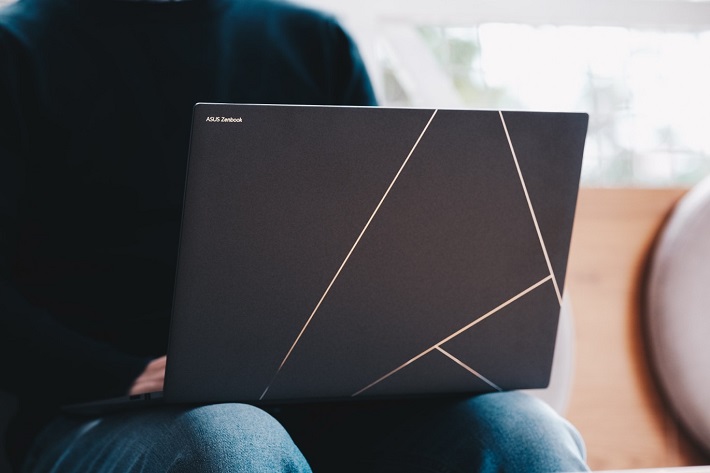 laptop AI