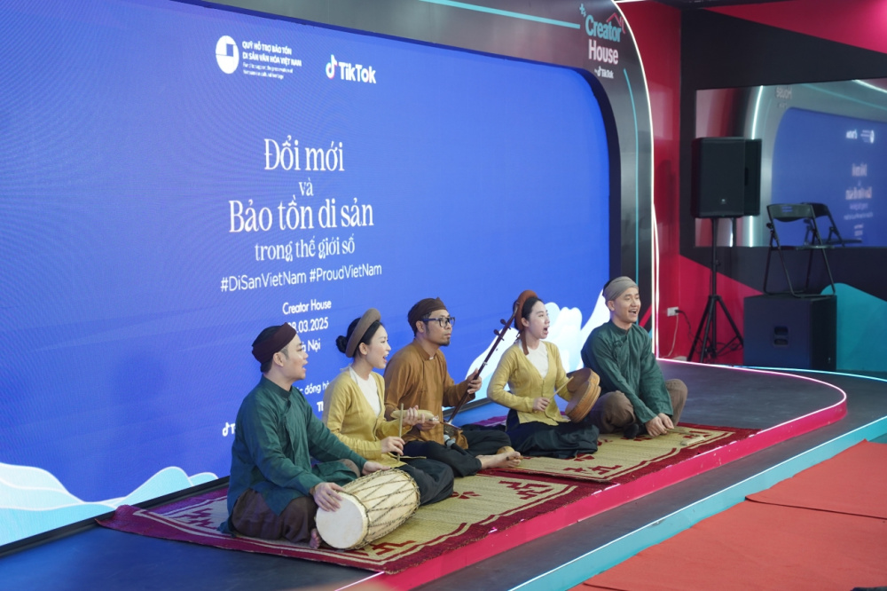 Khởi động chiến dịch "Đổi mới và Bảo tồn di sản trong thế giới số”
