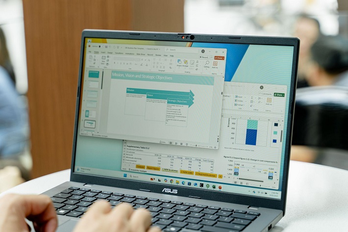 ASUS Vivobook