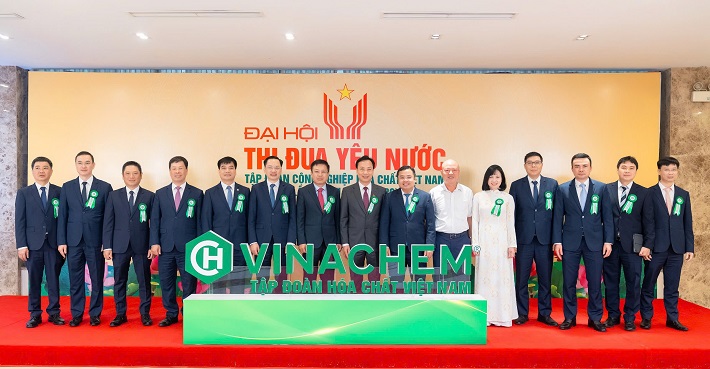 vinachem thi đua yêu nước a